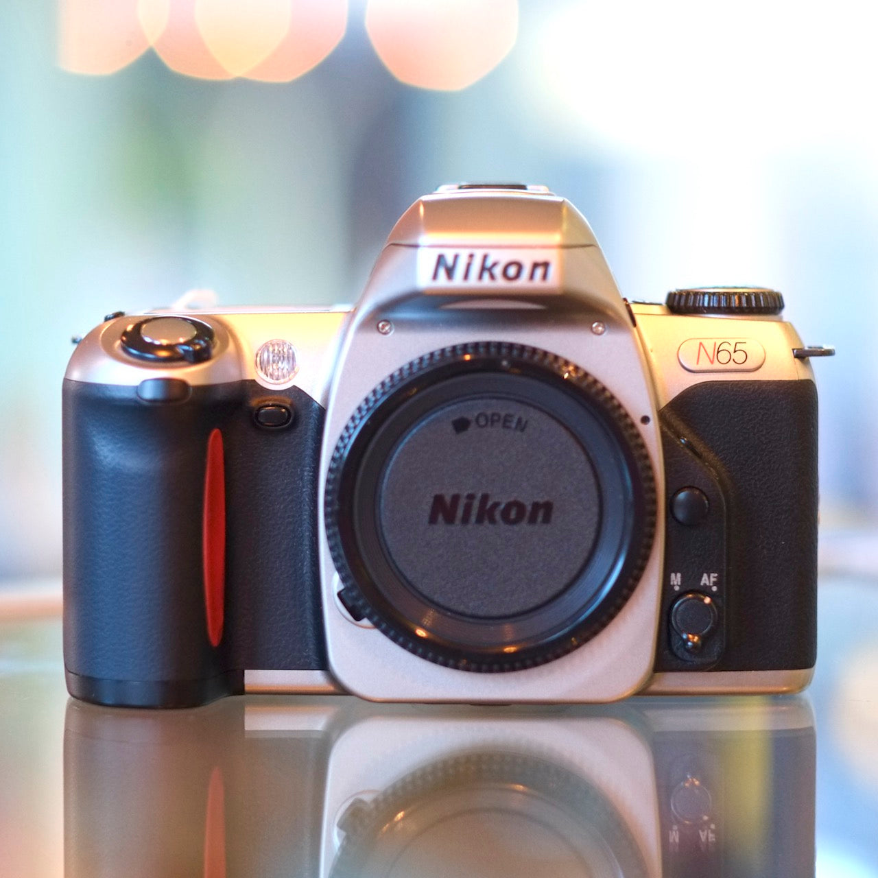 Nikon F65