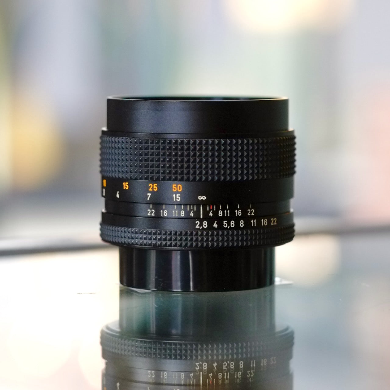 Carl Zeiss Distagon 28mm f2.8 (AEJ)