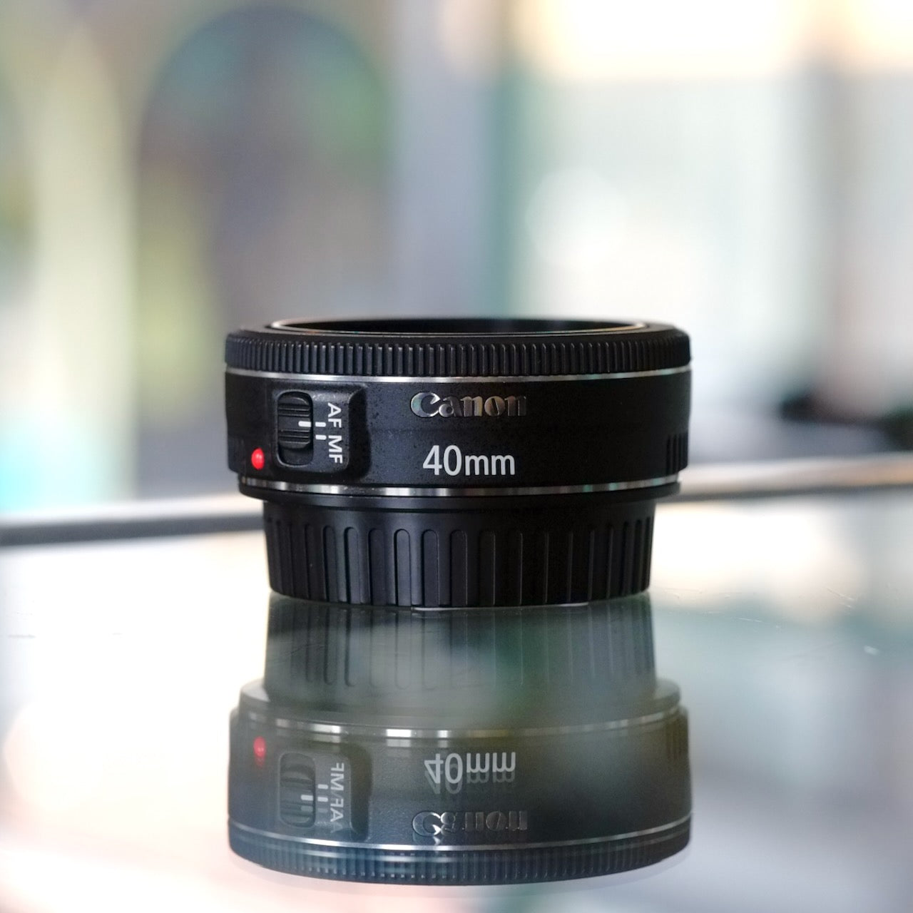 Canon EF 40mm f2.8 STM