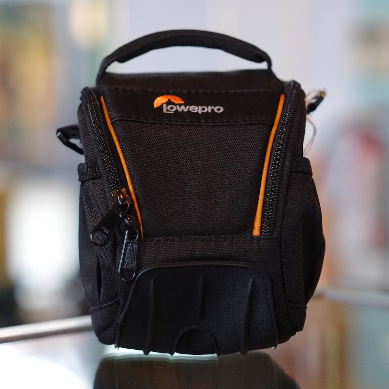 Lowepro Adventura SH 100 II