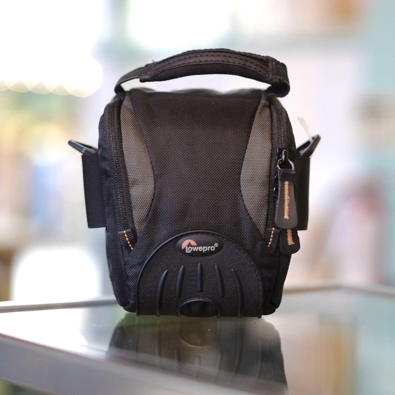 Lowepro Apex 100 AW