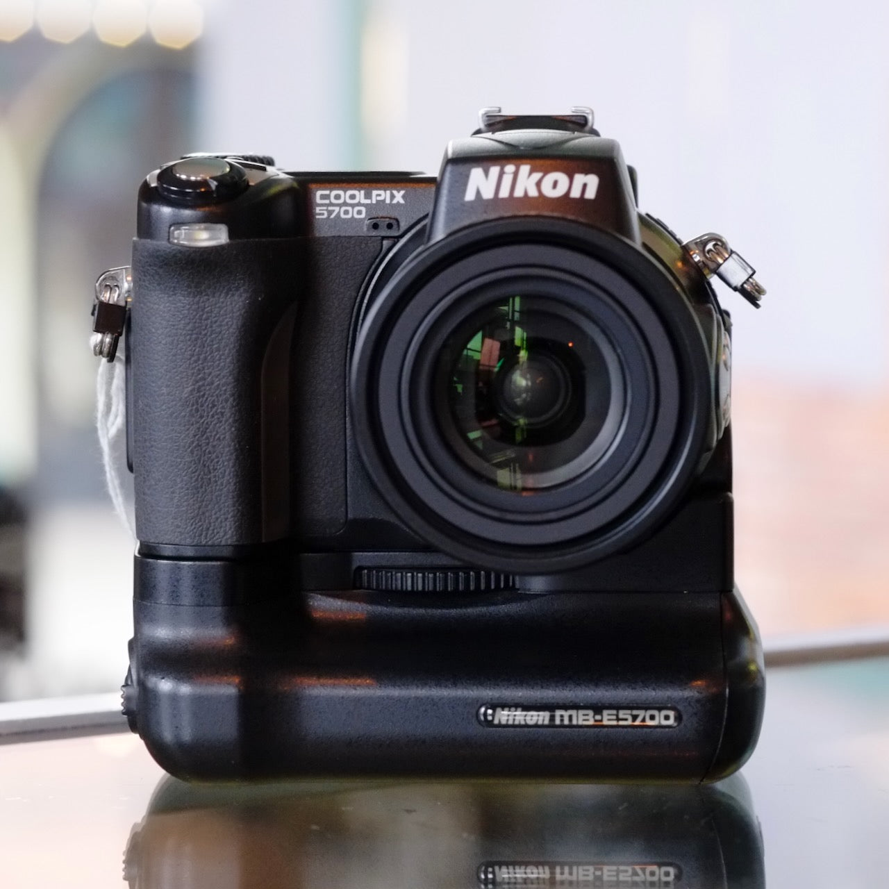 Nikon Coolpix 5700 with MB-E5700