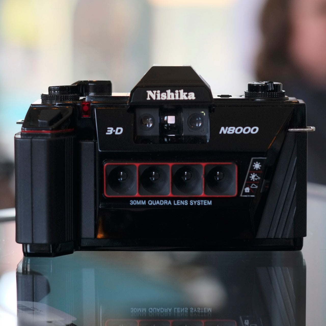 Nishika N8000