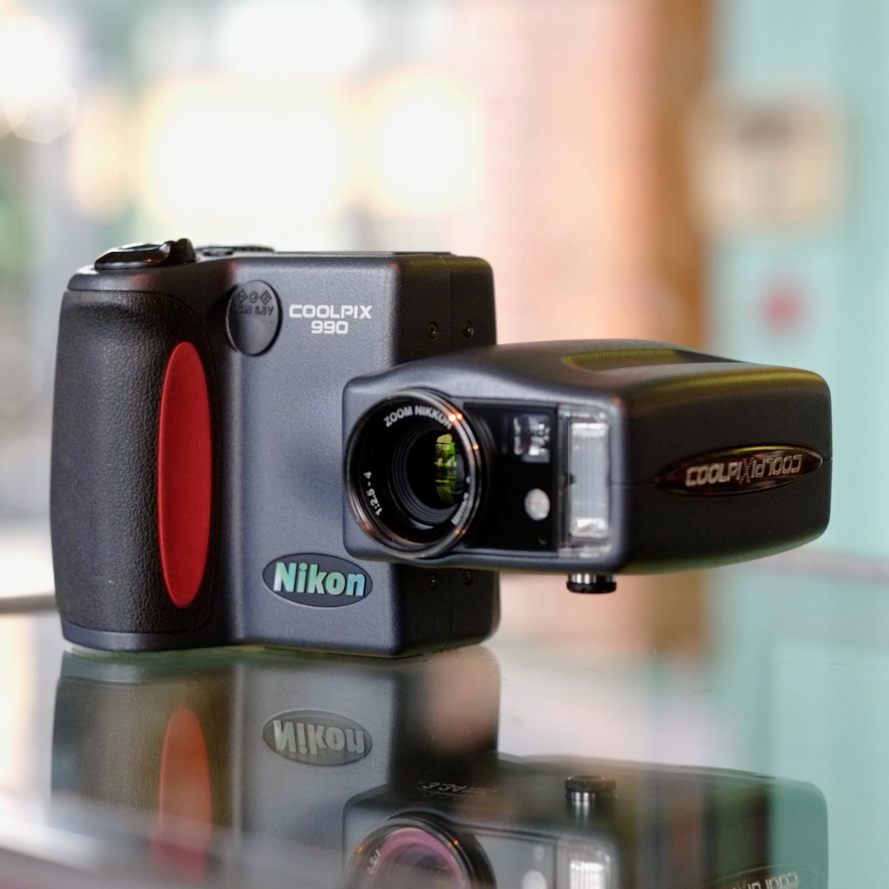 Nikon Coolpix 990