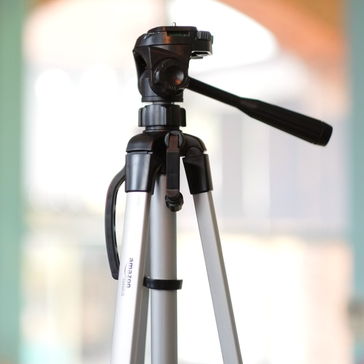 AmazonBasics Tripod