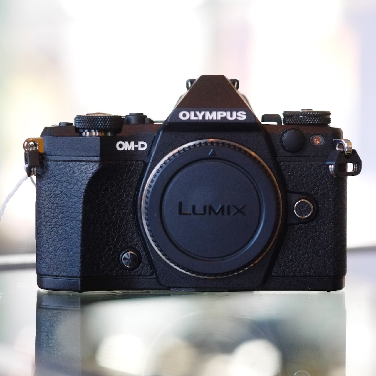 Olympus OM-D E-M5 II