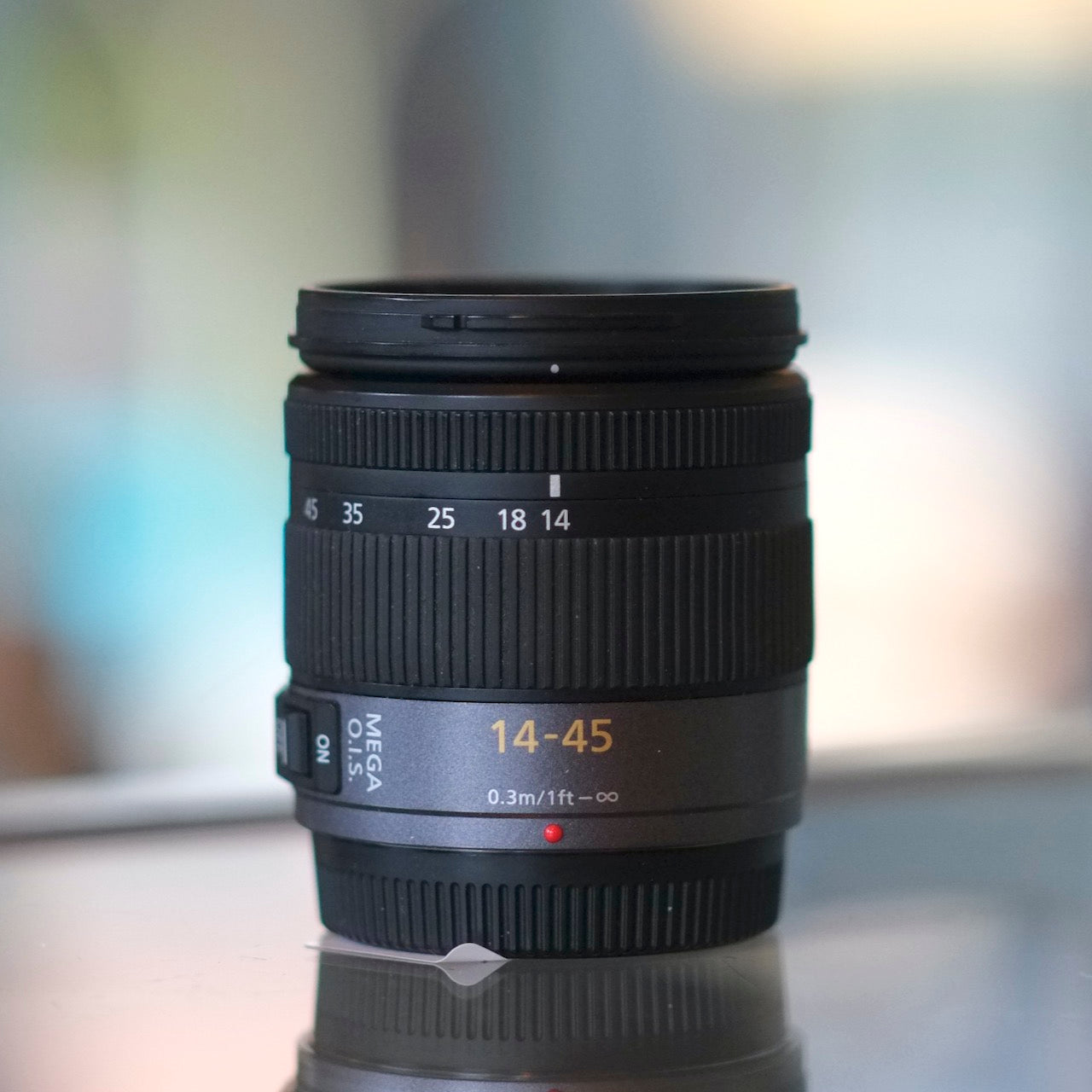 Panasonic Lumix G Vario 14-45mm f3.5-5.6 Mega O.I.S.