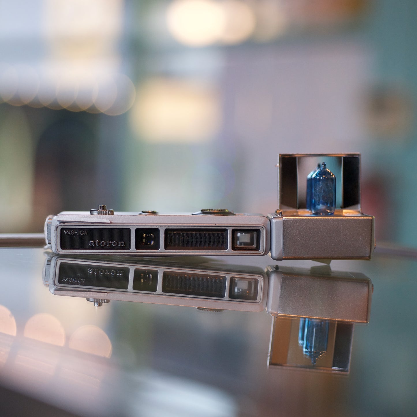 Yashica Atoron