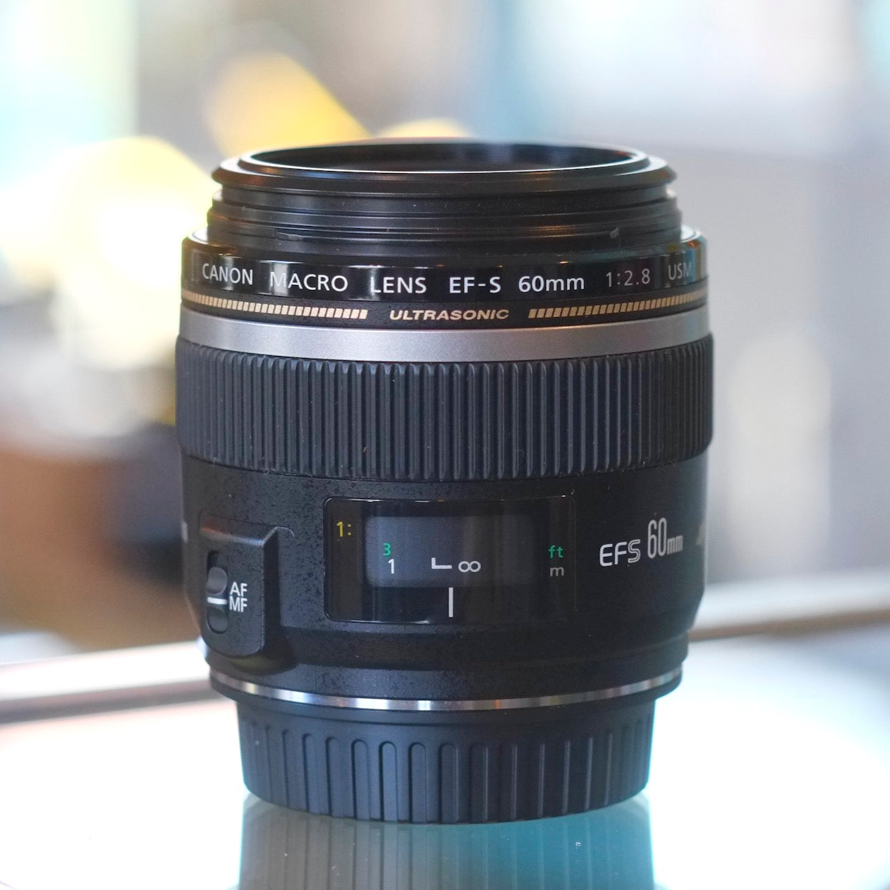 Canon EF-S 60mm f2.8 Macro USM
