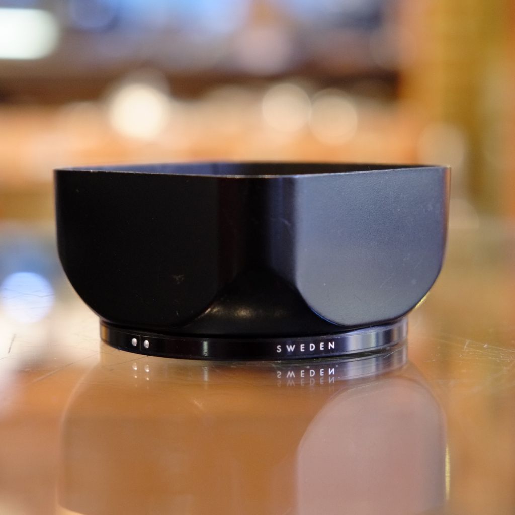 Hasselblad lens shade for 80mm lenses