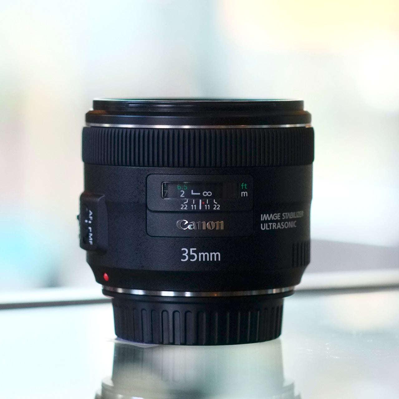Canon EF 35mm f2 IS USM