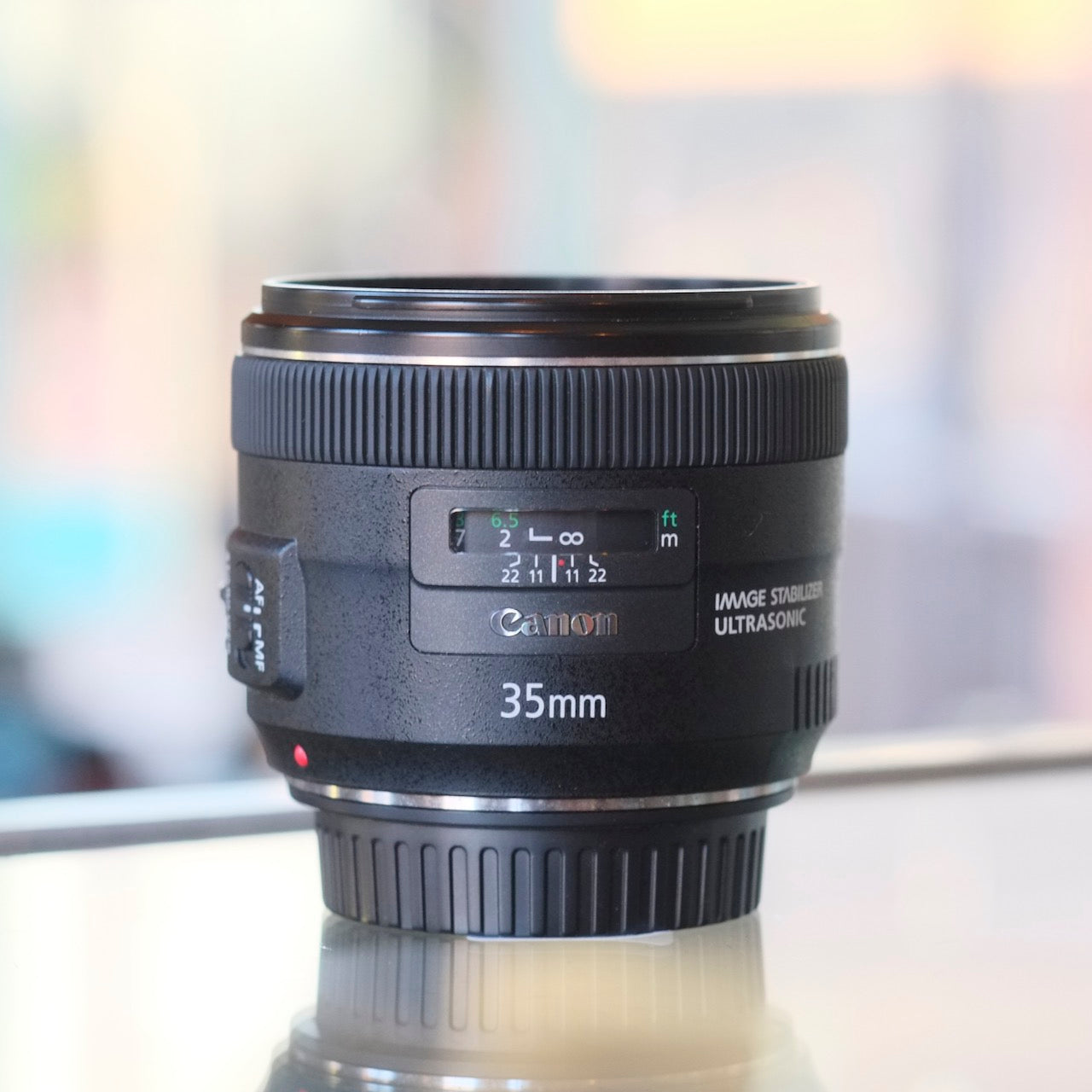 Canon EF 35mm f2 IS USM