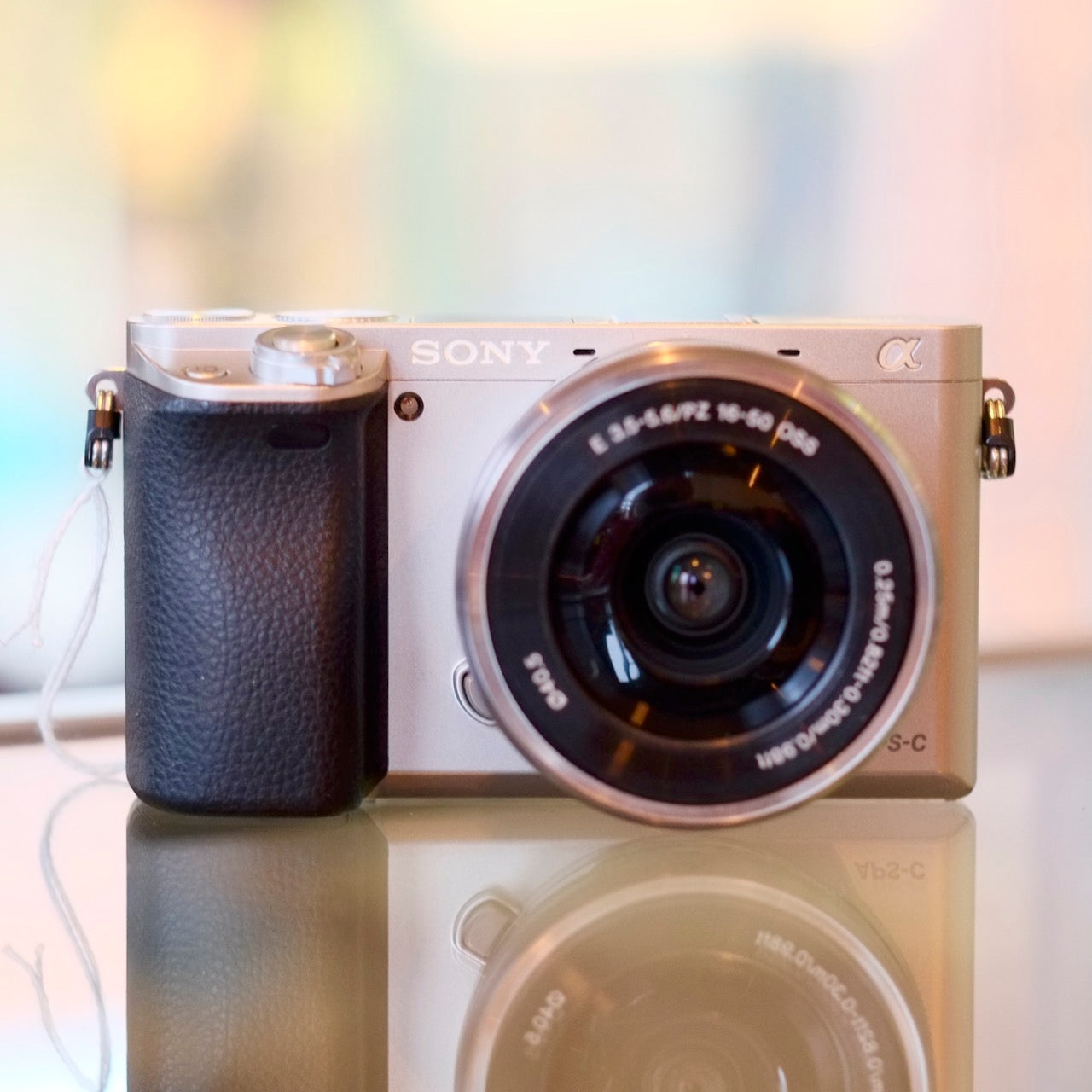 Sony A6000 with Sony E 16-50mm f3.5-5.6 OSS