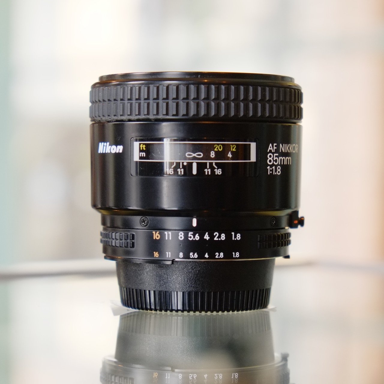 Nikon 85mm f1.8 AF Nikkor