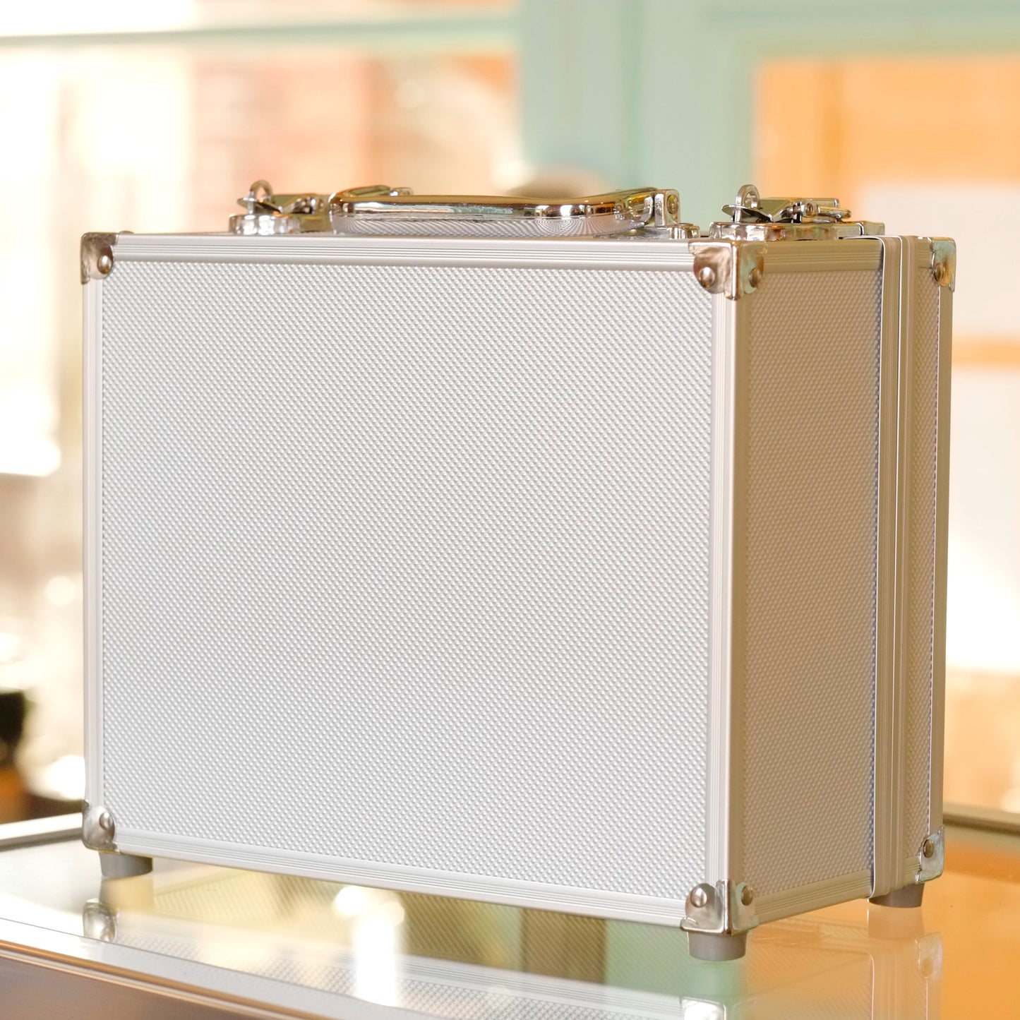 Small hard-sided case