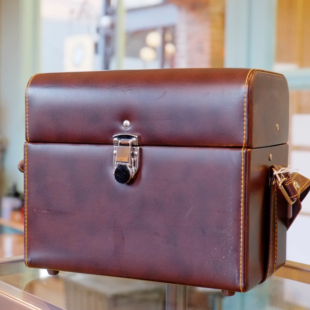 Brown vinyl hardsided case
