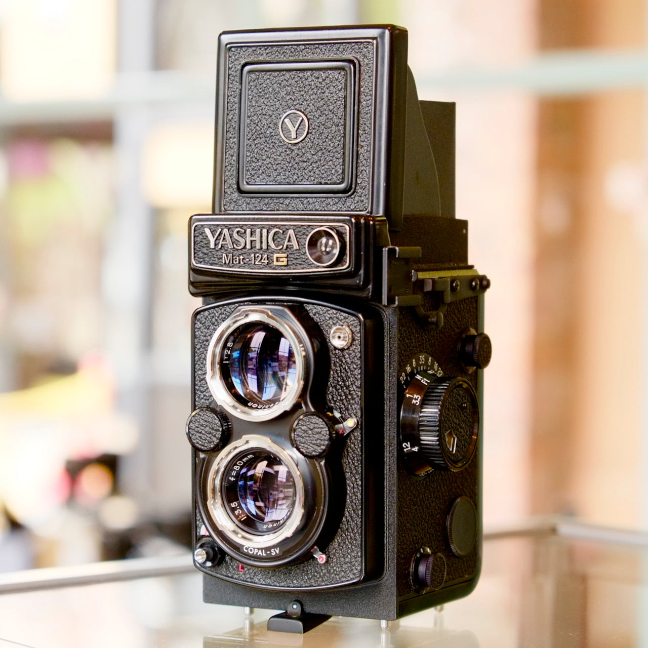 Yashica-Mat 124G