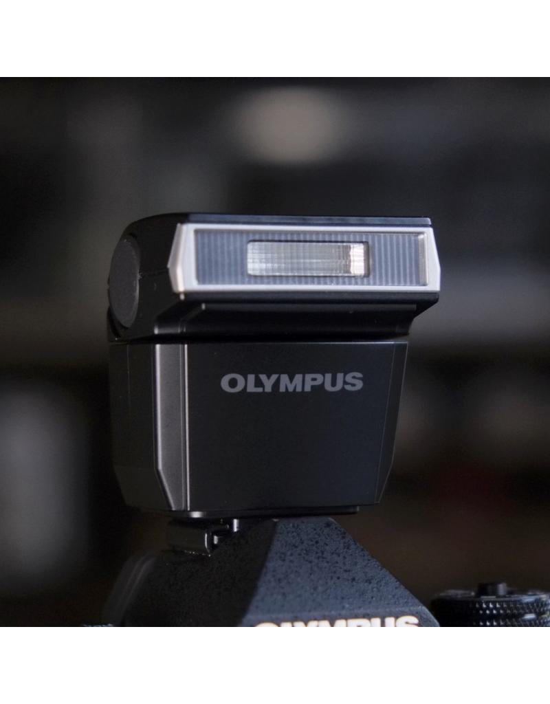Olympus FL-LM3
