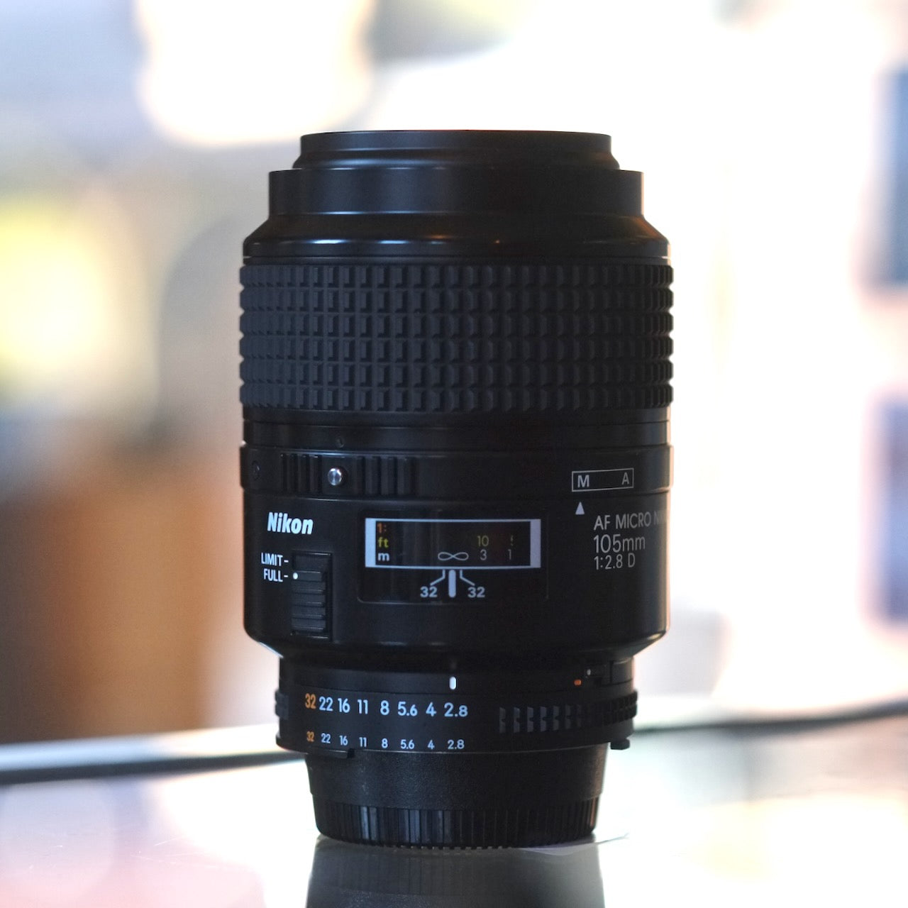 Nikon 105mm f2.8D AF Micro-Nikkor