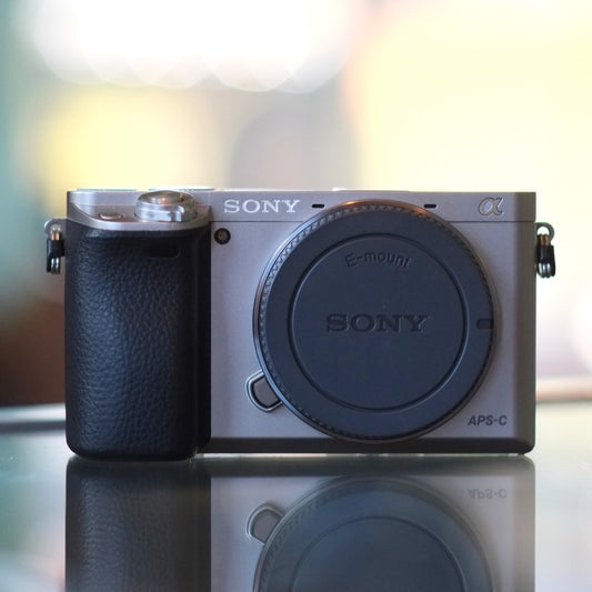 Sony A6000