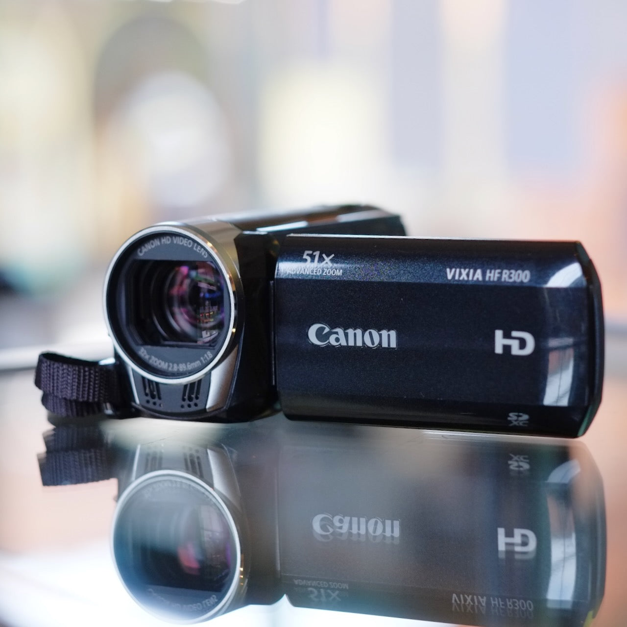 Canon Vixia HF R300