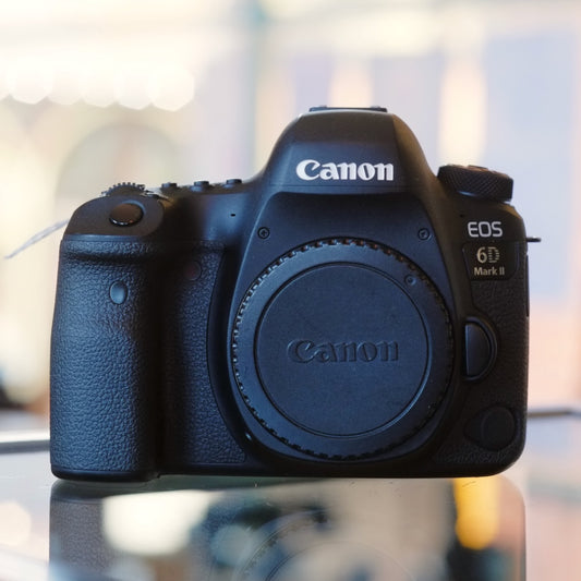 Canon EOS 6D Mark II