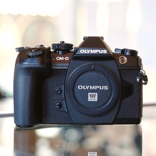 Olympus OM-D E-M1 II