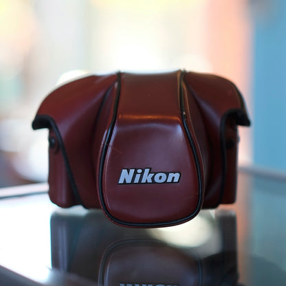Nikon F3HP with MD-4