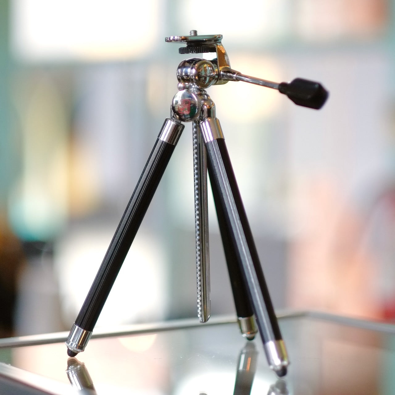 Vivo tabletop tripod