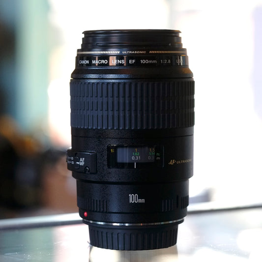 Canon EF 100mm f2.8 USM Macro