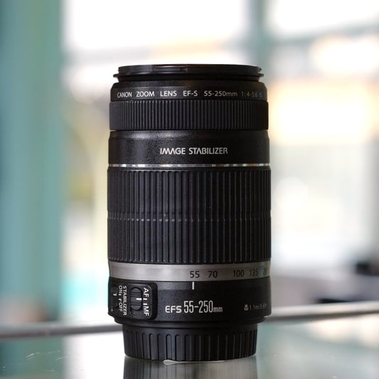 Canon EF-S 55-250mm f4-5.6 IS