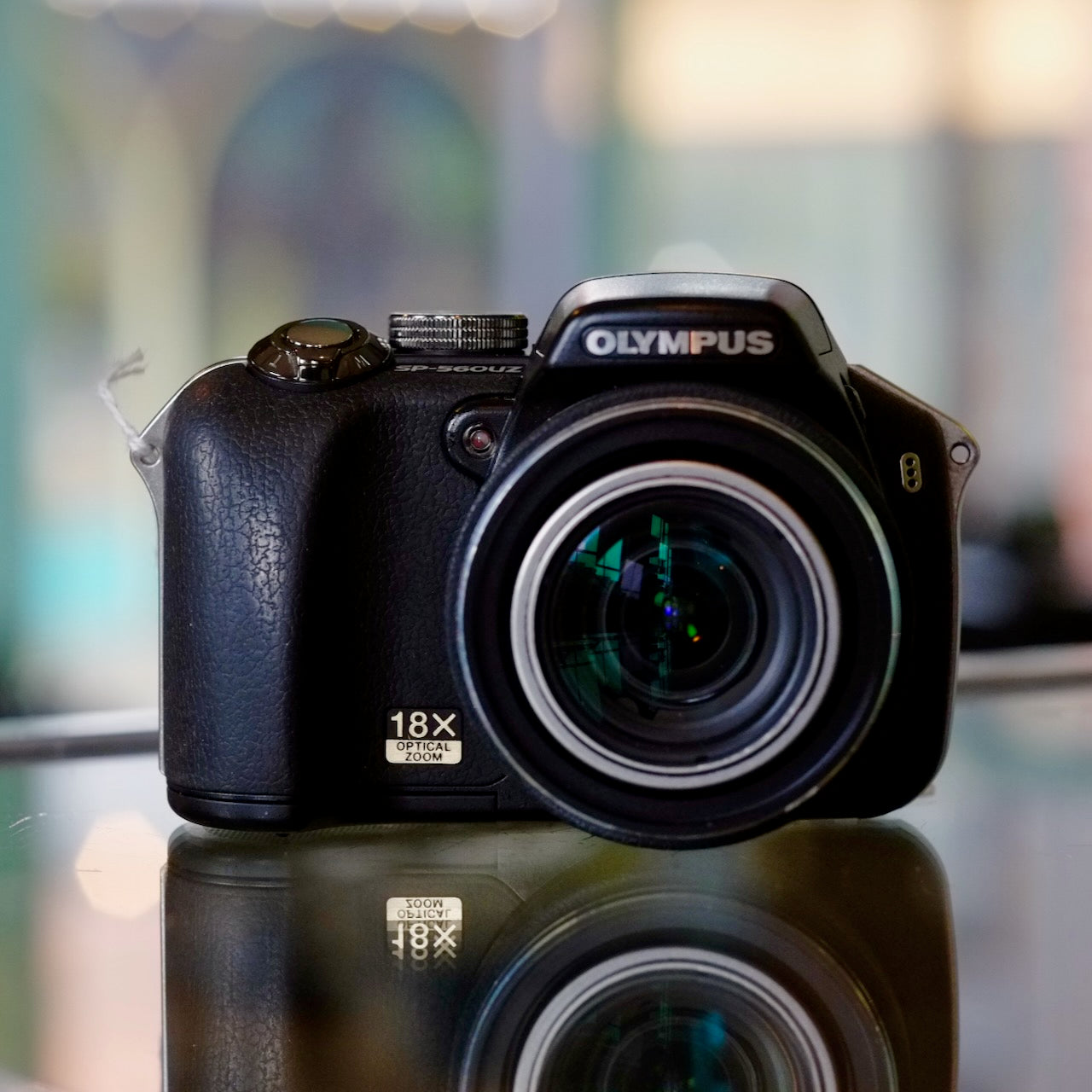 Olympus SP-560UZ
