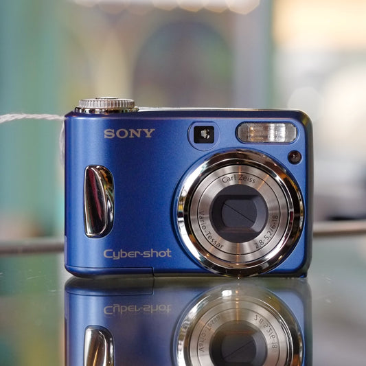 Sony Cyber-Shot DSC-S90