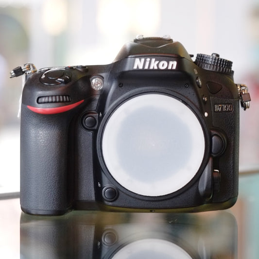 Nikon D7100