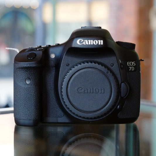 Canon EOS 7D