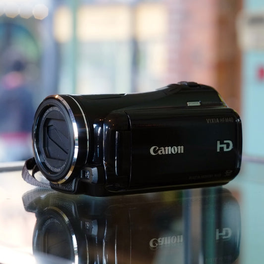 Canon Vixia HF M40
