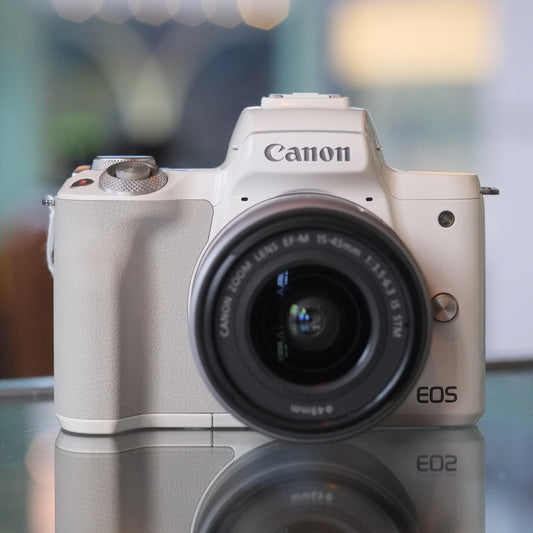 Canon EOS M50 with 15-45mm f3.5-6.3 IS