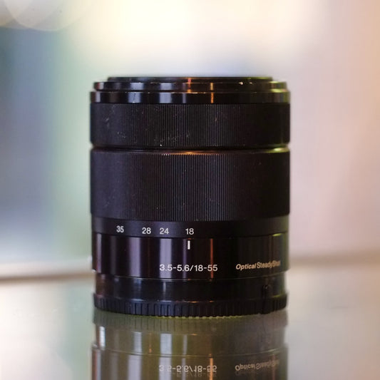Sony E 18-55mm f3.5-5.6 OSS