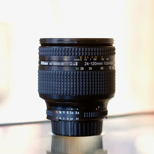 Nikon 24-120mm f3.5-5.6D AF Nikkor