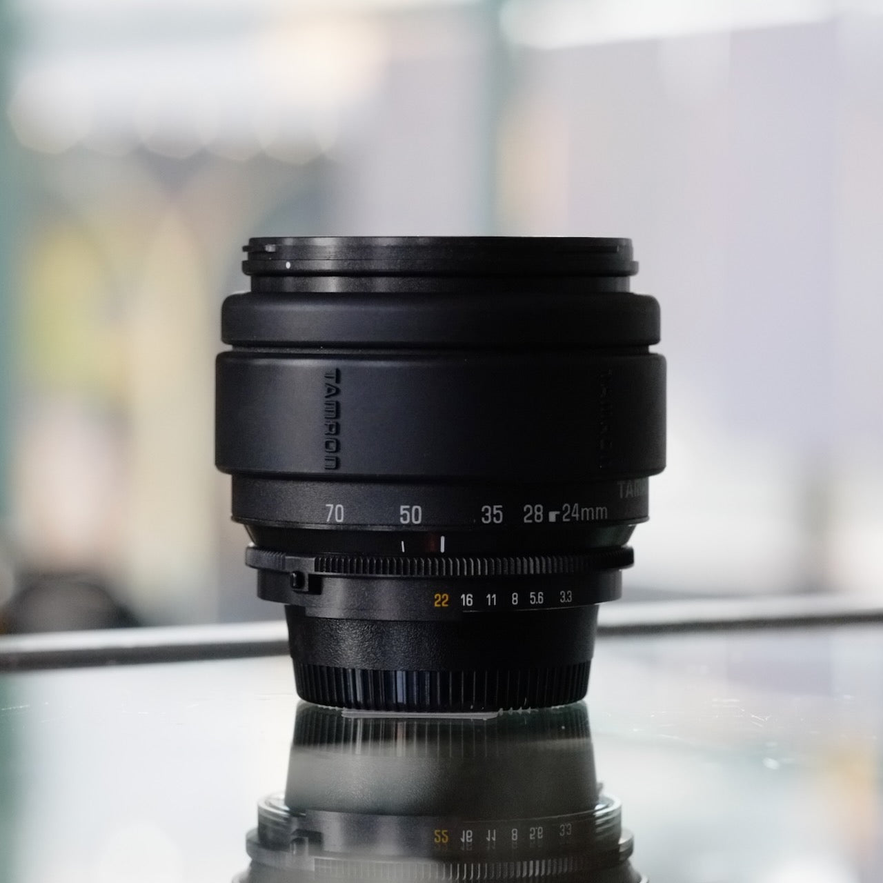 Tamron AF 24-70mm f3.3-5.6 for Nikon F