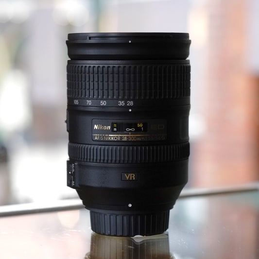 Nikon 28-300mm f3.5-5.6G AF-S VR II Nikkor