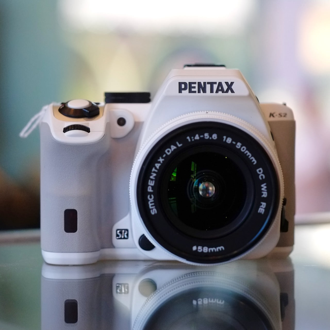 Pentax K-S2 w/ 18-50mm f4-5.6 DC WR RE