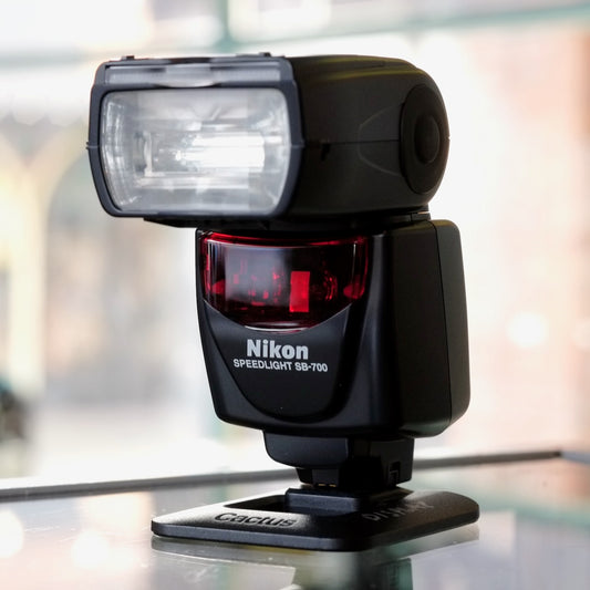 Nikon SB-700