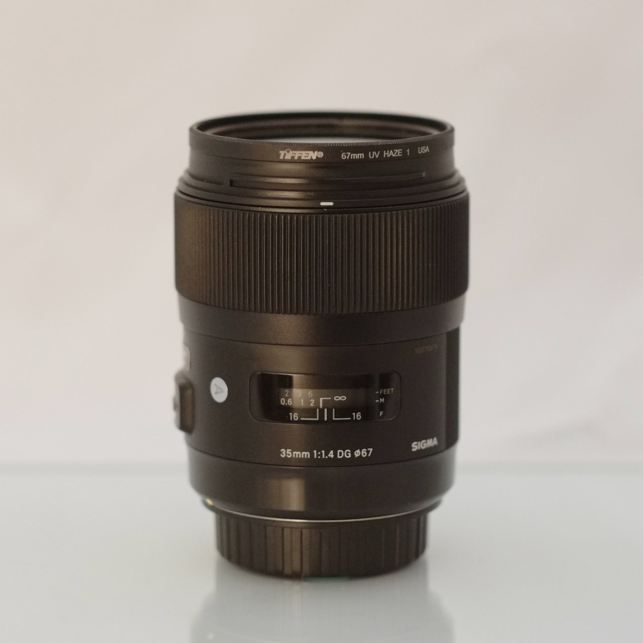 Sigma ART 35mm f1.4 DG F Rental