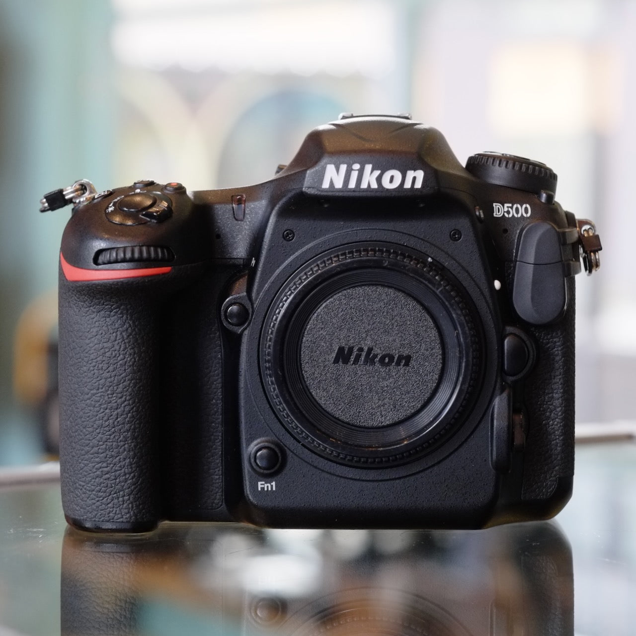 Nikon D500