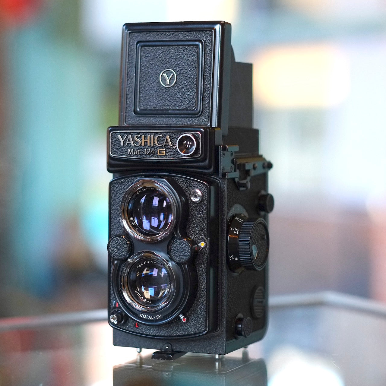 Yashica-Mat 124G