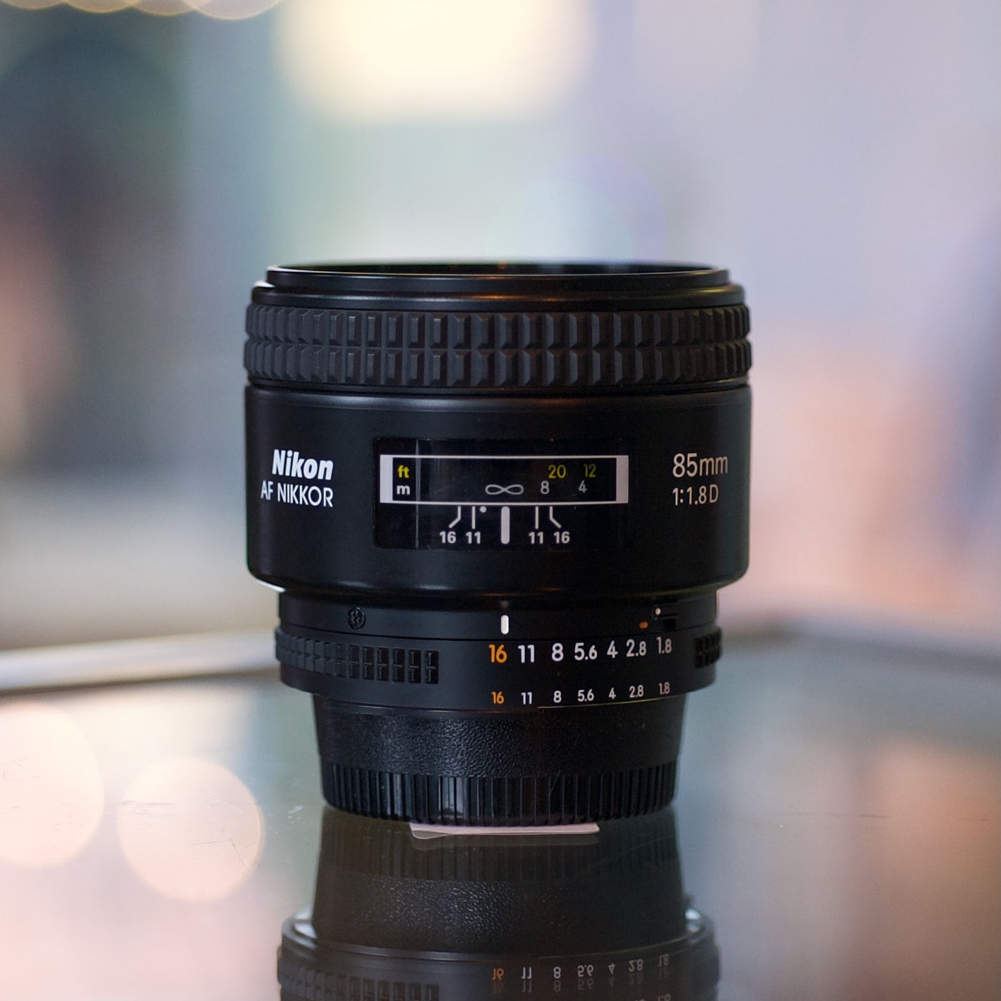 Nikon 85mm f1.8D AF Nikkor