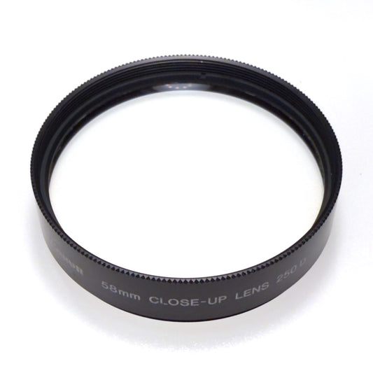 Canon 250D close-up lens (58mm)