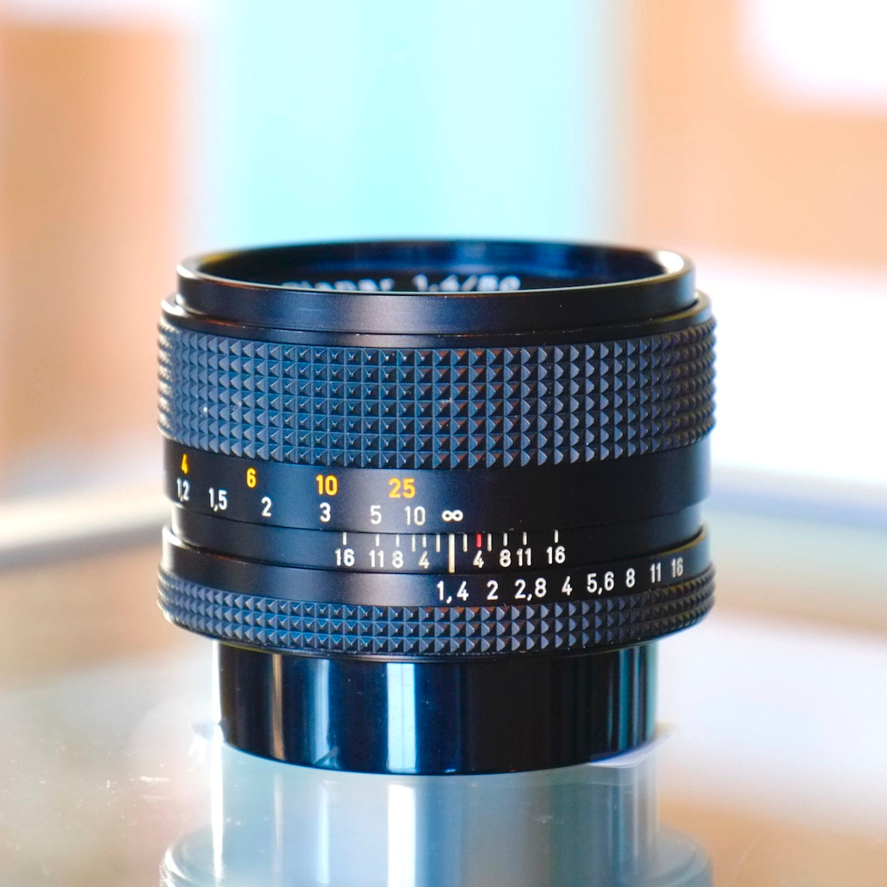 Carl Zeiss Planar 50mm f1.4 (AEJ)