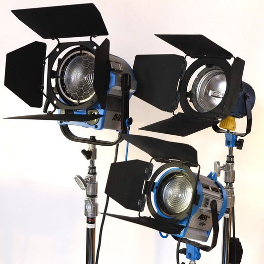 Arri Fresnel 3-light kit (2650W total)